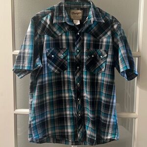 Wrangler men’s pearl snap button up-black/gray/blue- size L